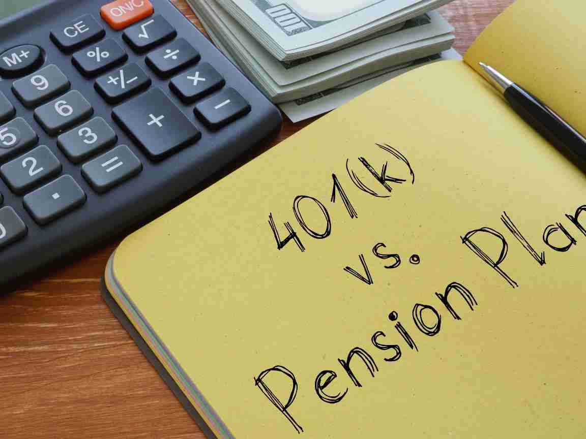 Pension vs 401k or Both? : Choosing Your Retirement Path
