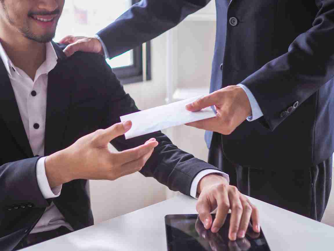 What is Split Dollar Plans: Essential Guide for Companies and Executives