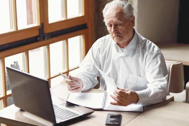 What is the Difference Between Pension And 401(k) plan - FlashFish.net